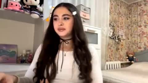 Enni online show from December 2025 05:29:02 PM