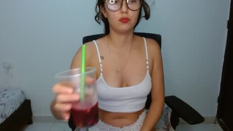Snapshot of merly_14 chatting on May 2026 03:46:01 AM merly_14 online show from May 2026 03:46:01 AM