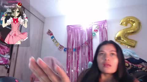 Snapshot of merylintiwg01 chatting on June 2026 07:59:01 PM M online show from June 2026 07:59:01 PM