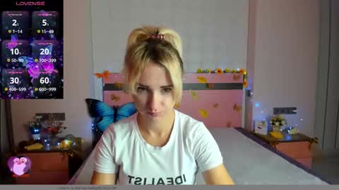 Snapshot of merymidnight chatting on October 2025 05:59:01 AM merymidnight online show from October 2025 05:59:01 AM