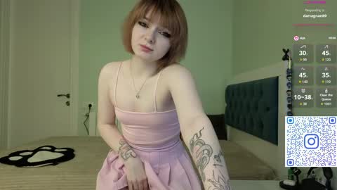 Mavis online show from April 2026 10:01:02 PM