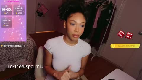 mew2wo online show from November 2025 05:50:02 AM