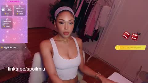 mew2wo online show from November 2025 07:19:01 AM