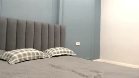 Mey  Kylie online show from December 2024 02:27:01 PM