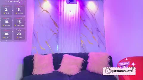 Mhia Kate online show from November 2025 12:04:01 PM