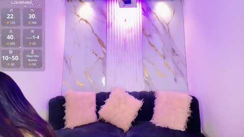 Mhia Kate online show from November 2025 12:04:02 PM