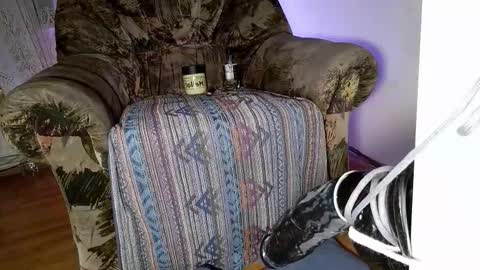 ViBardii online show from November 2025 07:05:02 PM