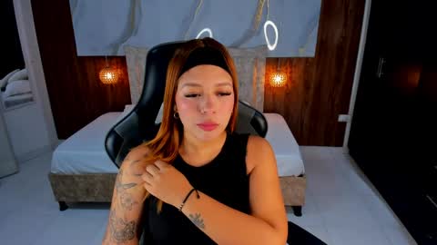 Violett online show from April 2026 08:09:02 PM