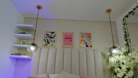 mia__bailey_ online show from April 2026 03:07:01 AM