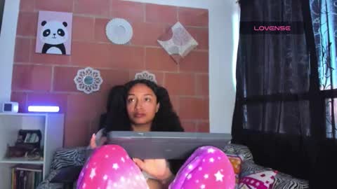 mia__love111 online show from February 2026 11:48:01 AM