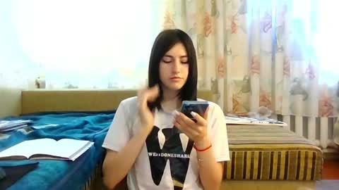 Snapshot of mia_beauti_live chatting on June 2026 09:12:01 AM mia_beauti_live online show from June 2026 09:12:01 AM