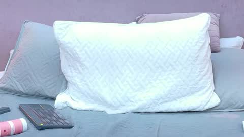 Mia Bellefort online show from January 2026 07:34:01 AM