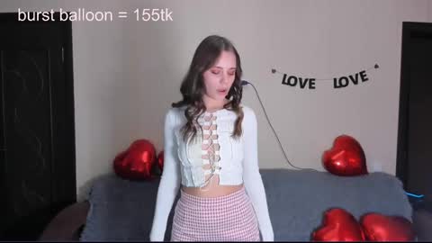 Mia  next stream Thursday 1400 UTC1 Friday 1400 UTC1 online show from March 2025 02:30:02 PM