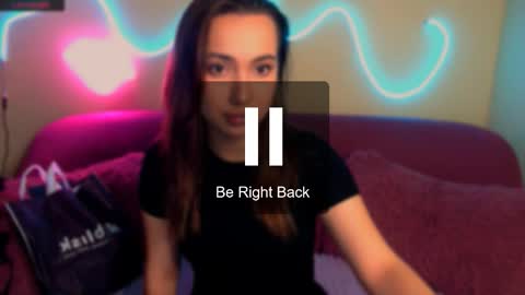 mia_cutie77 online show from November 2025 10:36:01 AM