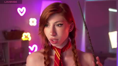 Snapshot of mia_daddysgirl_ chatting on July 2026 08:07:02 AM Hi I am Mia online show from July 2026 08:07:02 AM