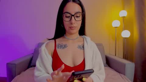 Sarah Luna online show from March 2026 10:27:02 PM