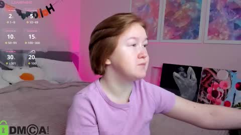 Mia online show from November 2025 02:02:02 AM