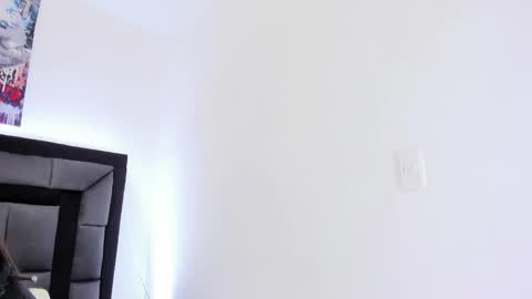 mia fox online show from February 2026 12:11:01 PM