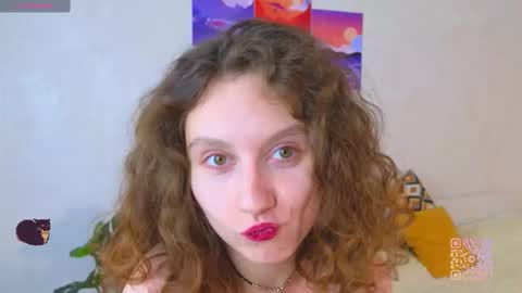 Mia  online show from October 2025 06:04:01 PM