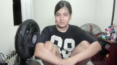 Snapshot of mia_goth766259 chatting on November 2025 11:29:01 PM izzy online show from November 2025 11:29:01 PM