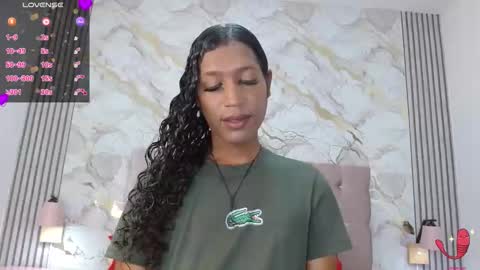 Mia Hiills online show from May 2026 12:47:02 PM