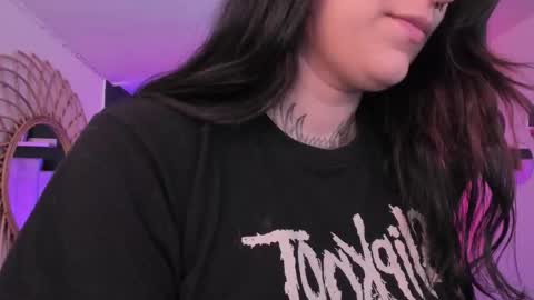 Val  online show from February 2026 07:36:02 PM