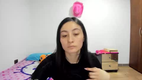 mia kaneee online show from December 2024 12:29:01 AM