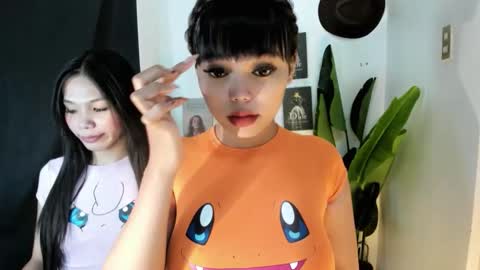 Snapshot of mia_lover9 chatting on May 2026 08:52:02 AM M I A online show from May 2026 08:52:02 AM