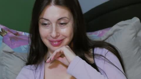 mia_lovi online show from January 2025 01:15:01 AM