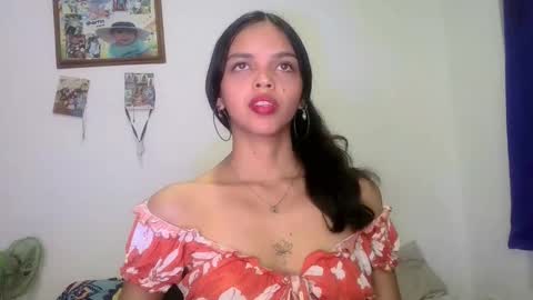 mia lucy 21 online show from December 2025 08:27:01 PM