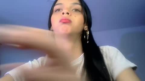 mia lucy 21 online show from June 2026 08:58:02 AM