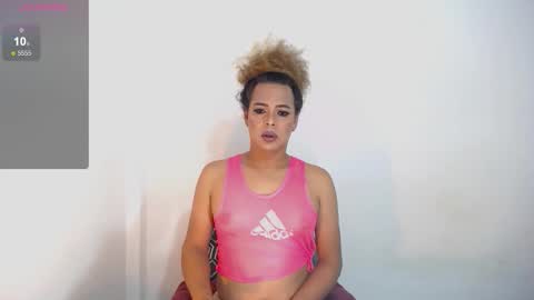 ---Mia--- online show from January 2026 03:31:02 AM