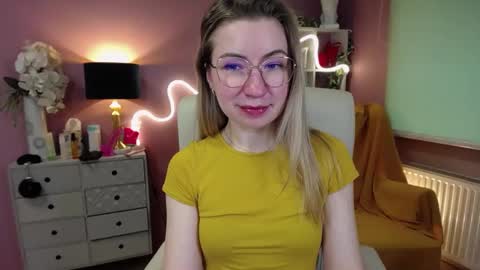 Mia online show from January 2025 11:17:01 AM