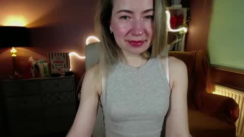 Mia online show from February 2025 07:44:02 AM