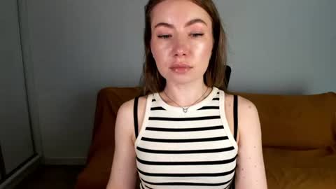 Snapshot of mia_luxx92 chatting on June 2026 09:47:02 AM Mia online show from June 2026 09:47:02 AM
