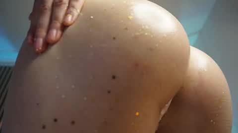 Mia here Appreciate your support online show from February 2025 07:19:02 PM