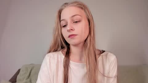 Mia here Appreciate your support online show from March 2026 04:35:01 PM