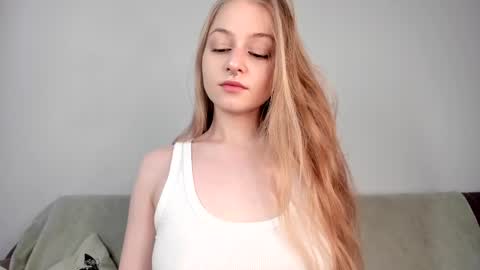 Mia here Appreciate your support online show from May 2026 07:13:01 AM