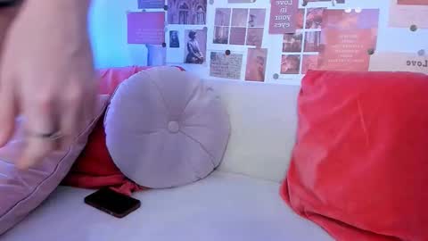 Snapshot of mia_mintz chatting on November 2025 02:20:01 AM Mia online show from November 2025 02:20:01 AM