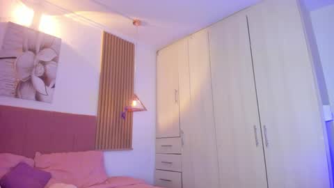 Mia Nevaeh - follow me online show from April 2026 07:30:02 PM