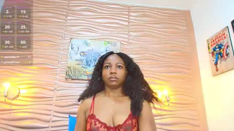 Snapshot of mia_pineda chatting on October 2025 04:13:01 PM Mariana online show from October 2025 04:13:01 PM