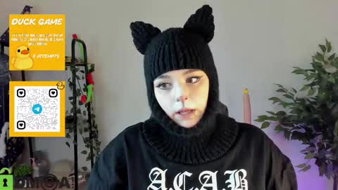 Mia online show from January 2026 01:10:02 AM