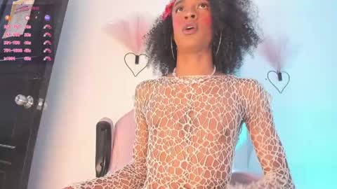 Snapshot of mia_royal chatting on May 2026 11:08:02 AM mia_royal online show from May 2026 11:08:02 AM