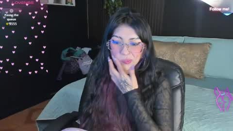 Mia online show from May 2026 06:21:01 AM