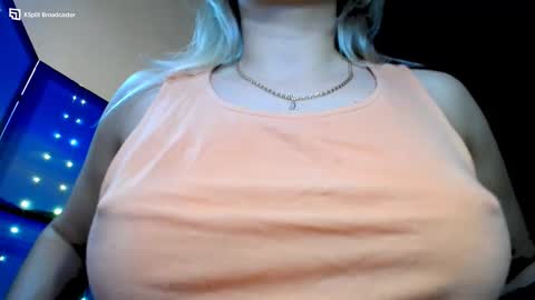 Mia. online show from January 2025 07:35:02 PM