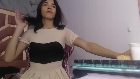 mia_swift_ch online show from September 2025 04:15:01 AM