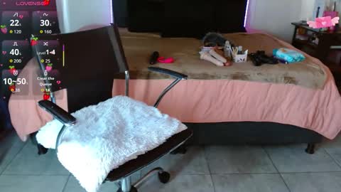 MIA  online show from November 2025 02:16:02 PM