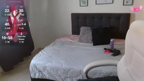 MIA  online show from November 2025 02:39:02 PM