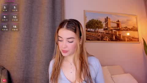 Snapshot of mia_white11 chatting on January 2025 12:27:01 PM Mia White online show from January 2025 12:27:01 PM