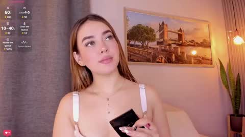 Snapshot of mia_white11 chatting on February 2025 12:36:01 PM Mia White online show from February 2025 12:36:01 PM